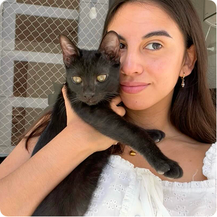 Johanna Arrieta with her cat Otto